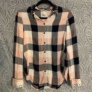 Pink flannel with stud detail on collar and cuffs